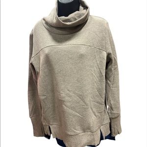 Alo Yoga- Haze Long Sleeve Top